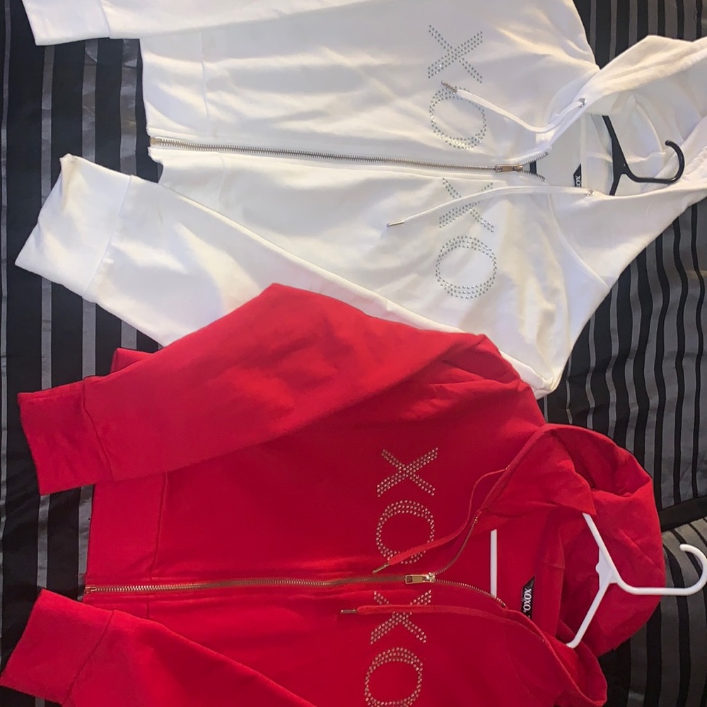 XOXO Lg zip up Sweaters,NEW, super soft , light weight!!